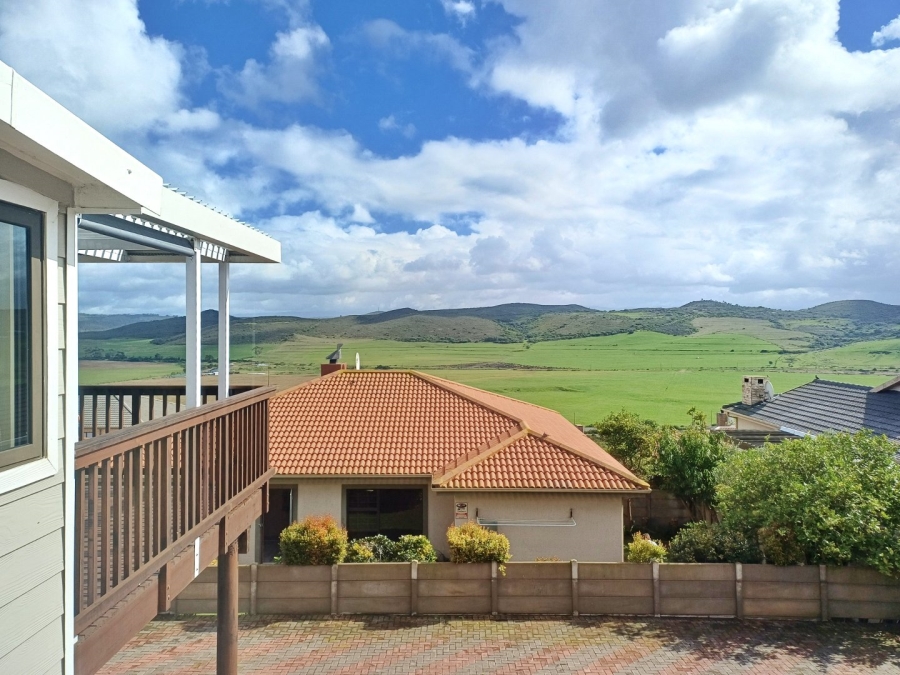 3 Bedroom Property for Sale in Reebok Western Cape